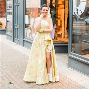 Sherri Hill Dress size 2/4